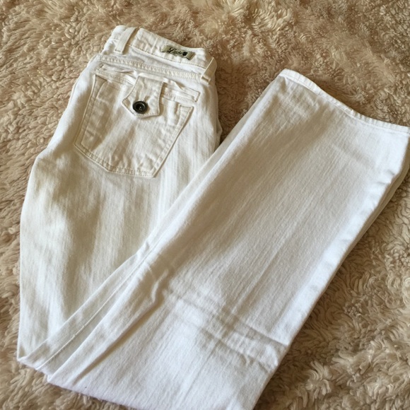 Lucky Brand jeans - Picture 2 of 3